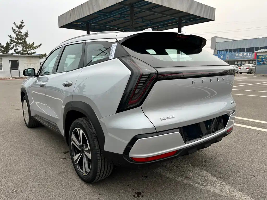 Geely Auto Emgrand L 2025 4th Gen 1.5TD DCT Shanhe 2026 - thumbnail 17
