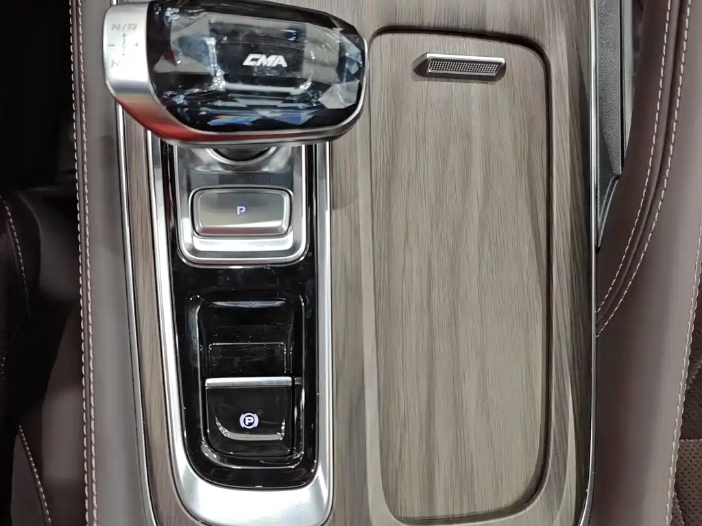 Geely Auto Star Over L 2026 Edition Oriental Shine 2.0TD Automatic Star Capture Version 2026 - thumbnail 6