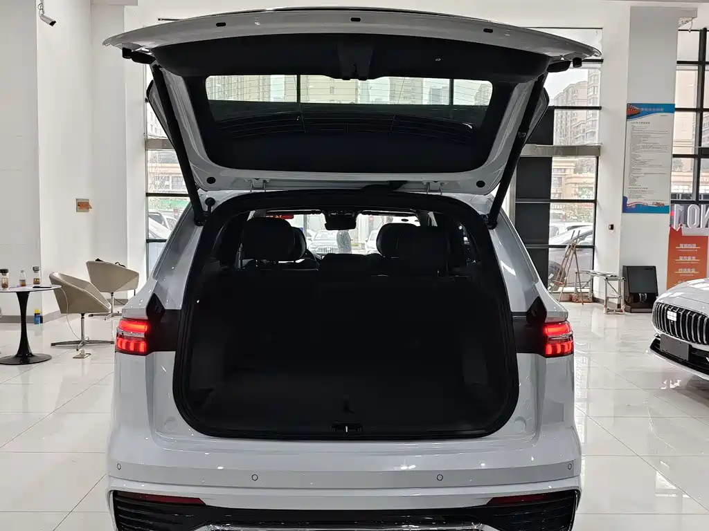 Geely Auto Star Over L 2026 Edition Oriental Shine 2.0TD Automatic Star Capture Version 2026 - thumbnail 10