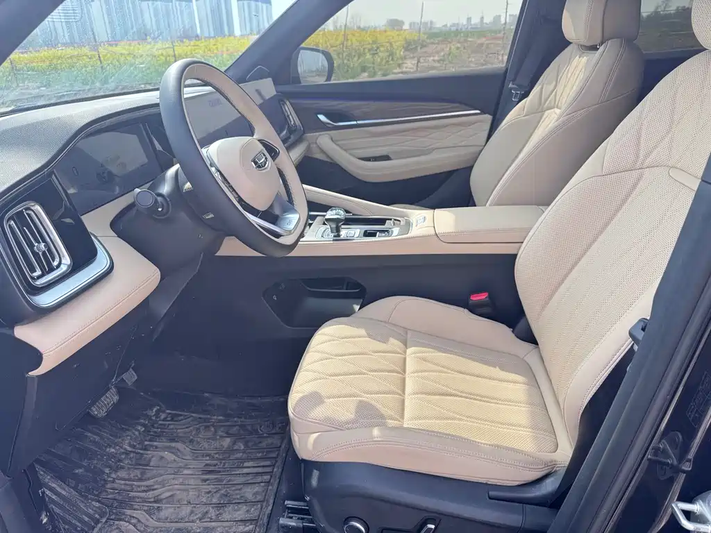 Geely Automobile Xingyue L 2026 Edition Oriental Luminary 2.0TD Automatic Star Capture Version 2025 - thumbnail 4