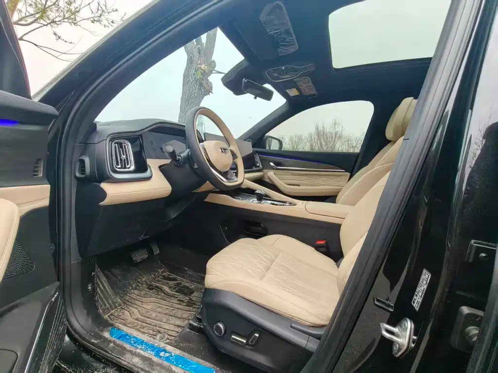Geely Automobile Star Ray L 2026 East Shine 2.0TD Automatic Xiao Han Edition 2025 - thumbnail 4