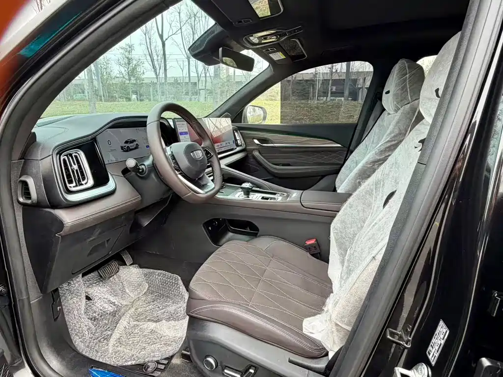 Geely Auto Xingyue L 2026 Edition Oriental Luminary 2.0TD Automatic Star Capture Version 2025 - thumbnail 4