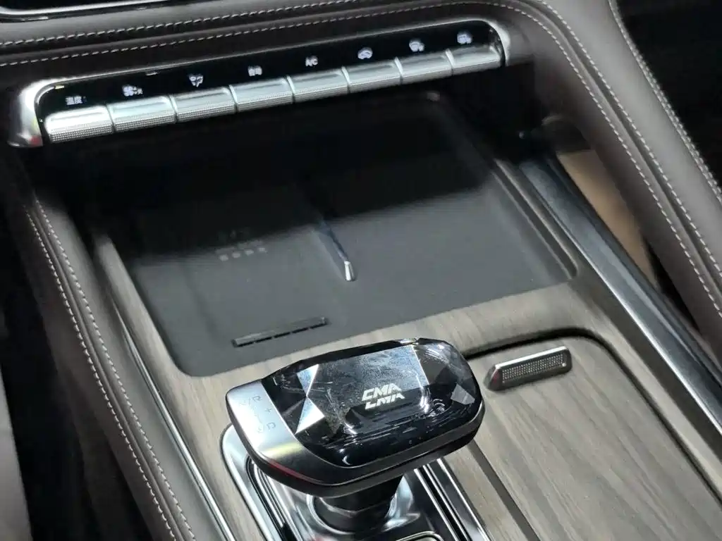Geely Automobile Star Ray L 2026 East Shine 2.0TD Automatic Xiao Han Edition 2026 - thumbnail 11