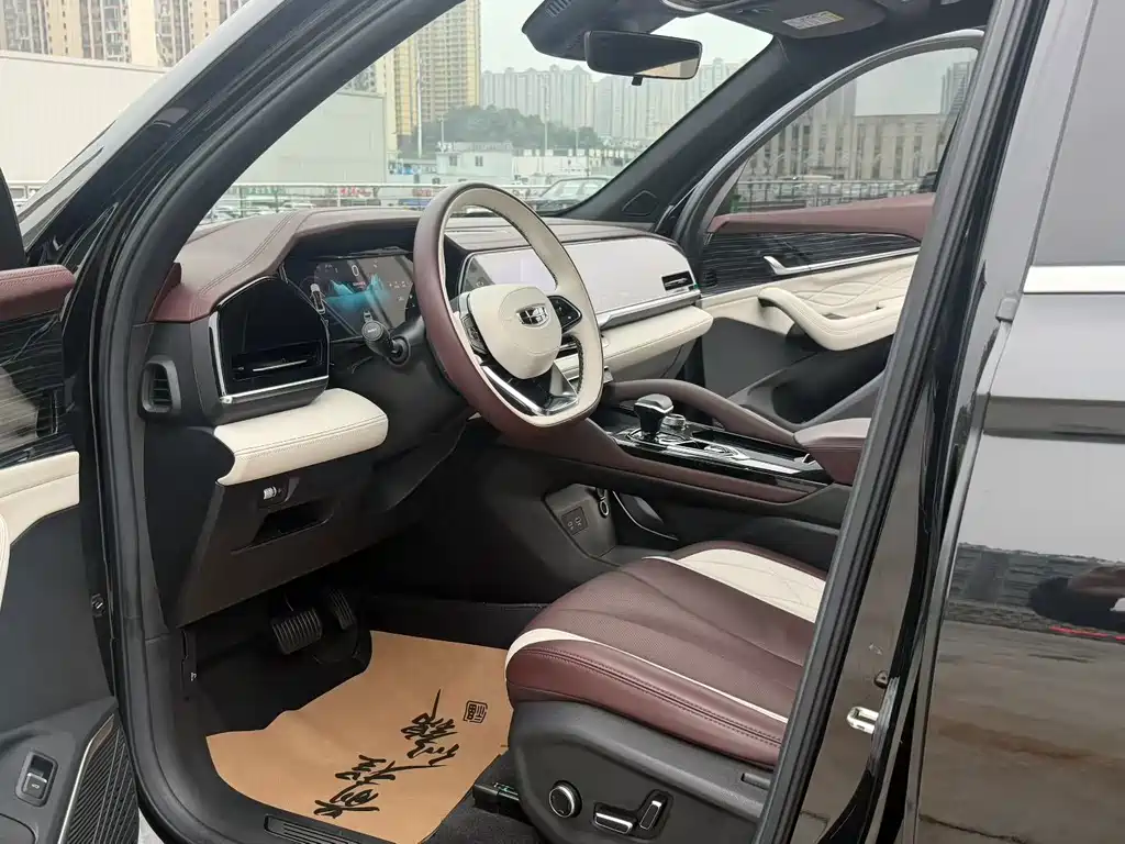 Geely Auto StarRay L 2023 2.0TD High Power Auto Front-Wheel Drive Flagship Model 2023 - thumbnail 4