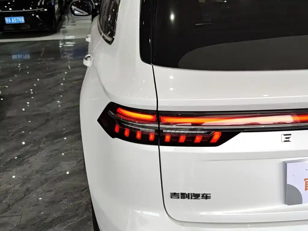 Geely Auto Star Ray L 2023 2.0TD High Power Automatic FWD Flagship 2023 - thumbnail 5