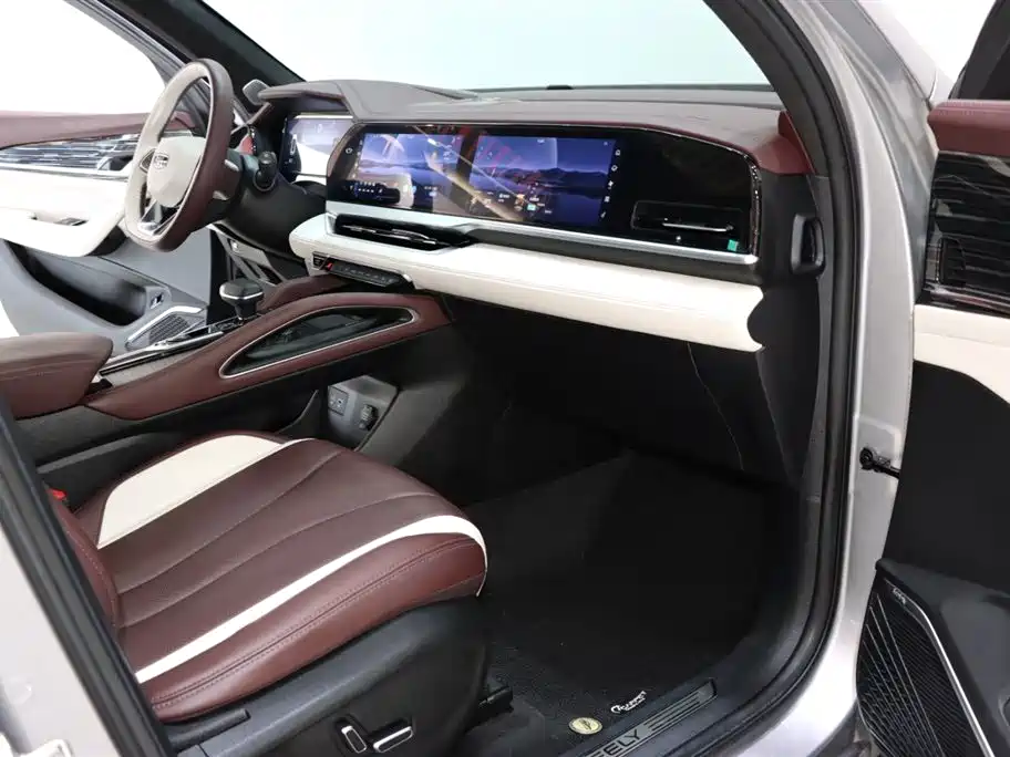 Geely Auto Star Ray L 2023 2.0TD High Power Automatic FWD Flagship 2023 - thumbnail 7