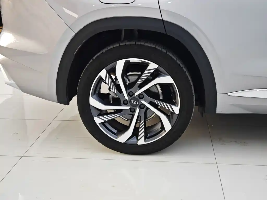 Geely Auto Star Ray L 2023 2.0TD High Power Automatic FWD Flagship 2024 - thumbnail 27