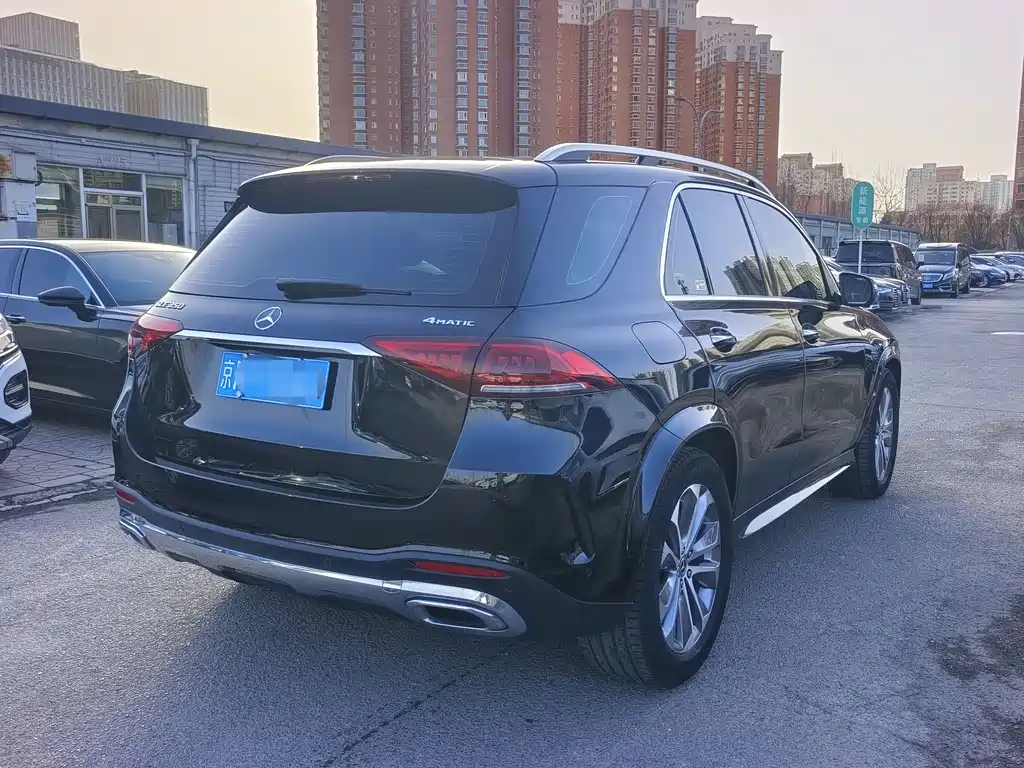 Mercedes-Benz Mercedes-Benz GLE 2022 GLE 350 4MATIC Fashion Edition 2022 - thumbnail 4