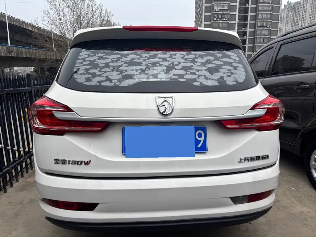 Baojun Baojun 310W 2017 1.5L Manual Comfort Edition China V 2019 - thumbnail 5