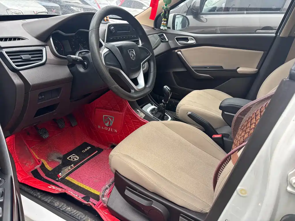 Baojun Baojun 310W 2017 1.5L Manual Comfort Edition China V 2019 - thumbnail 6