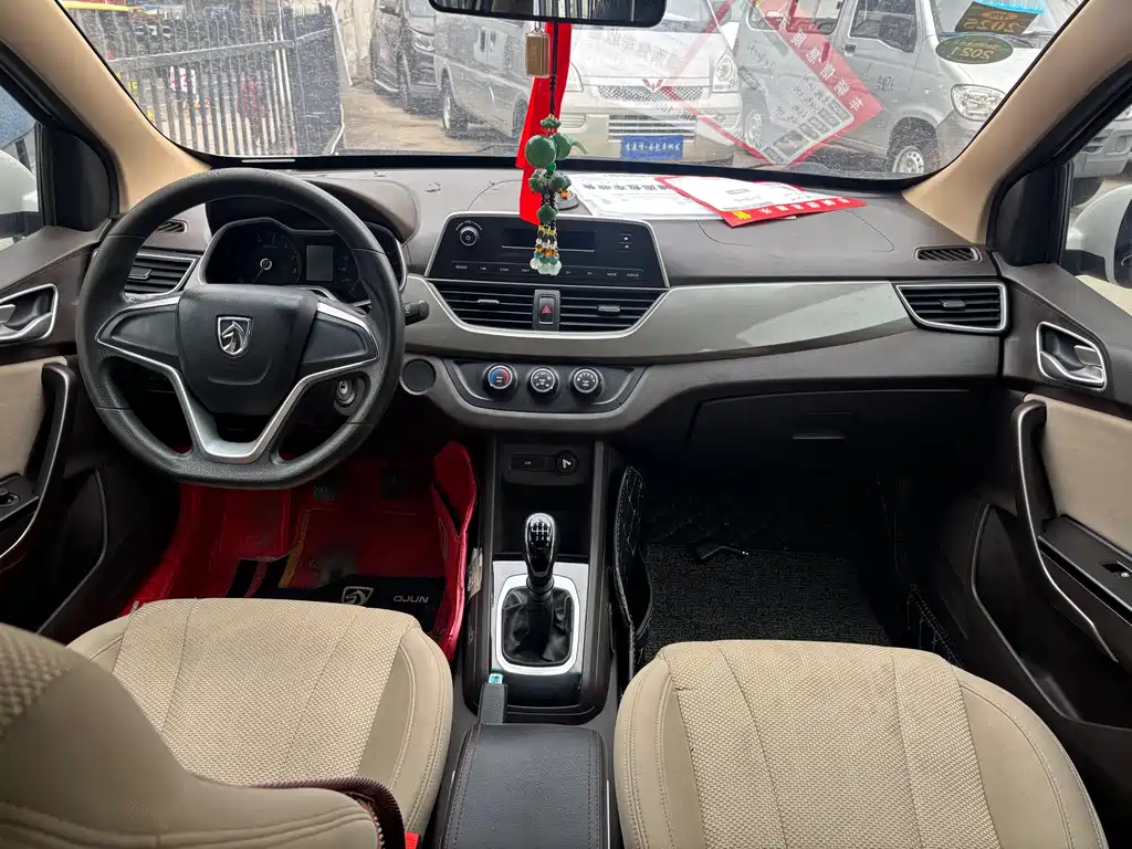 Baojun Baojun 310W 2017 1.5L Manual Comfort Edition China V 2019 - thumbnail 8