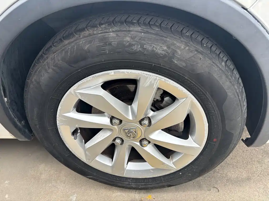 Baojun Baojun 310W 2017 1.5L Manual Comfort Edition China V 2019 - thumbnail 14