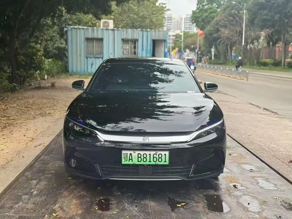 BYD Han 2025 EV 605KM Luxury 2025 - thumbnail 2
