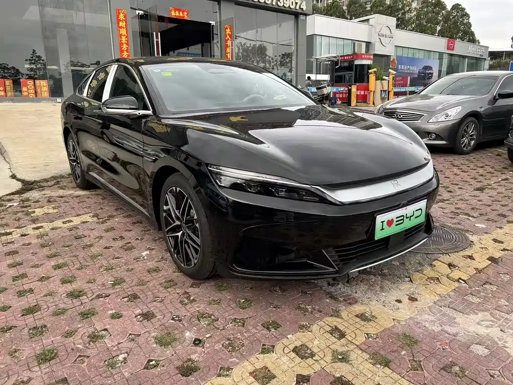 BYD (BYD Auto) Han 2025 EV Smart Drive Edition 635KM Flagship Edition 2026 - thumbnail 3