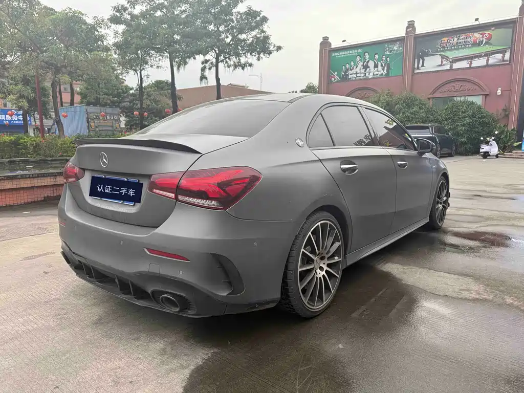Mercedes-Benz Mercedes-Benz A-Class AMG 2022 AMG A 35 L 4MATIC 2022 - thumbnail 2