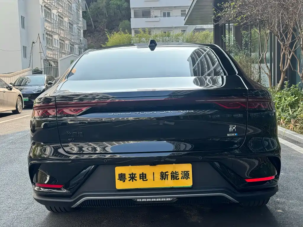 BYD Han 2025 EV Smart Drive 635KM Flagship 2025 - thumbnail 5