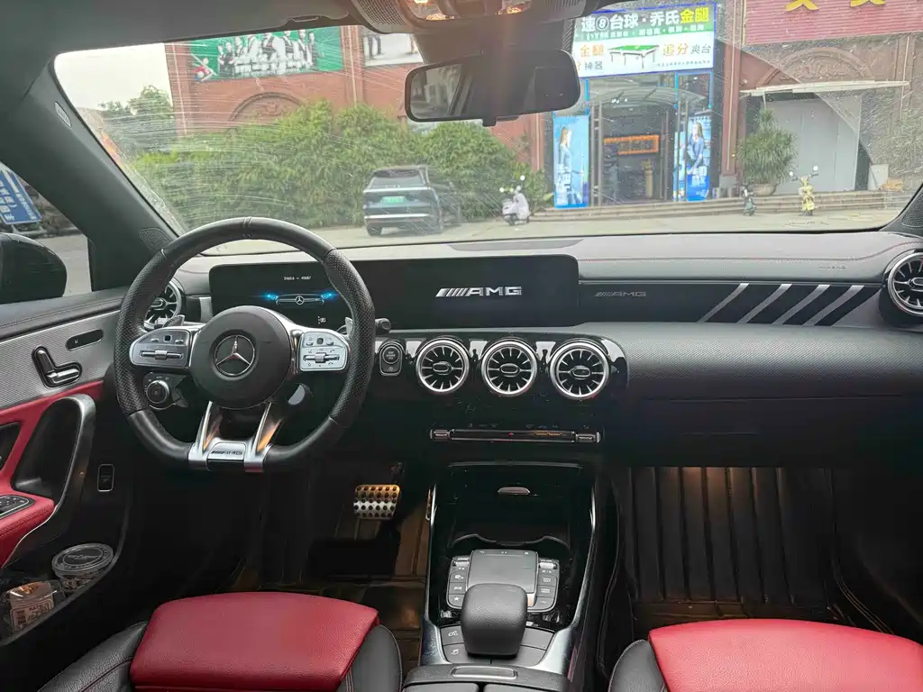 Mercedes-Benz Mercedes-Benz A-Class AMG 2022 AMG A 35 L 4MATIC 2022 - thumbnail 5