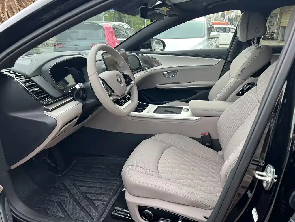 BYD (BYD Auto) Han 2025 EV Smart Drive Edition 635KM Flagship Edition 2026 - thumbnail 7
