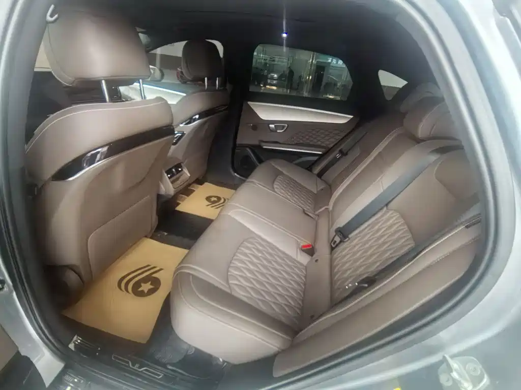 BYD (BYD Auto) Han 2023 EV Champion Edition 715KM FWD Luxury Model 2023 - thumbnail 9