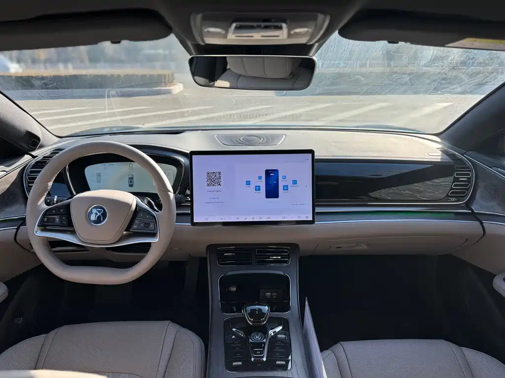 BYD Han 2025 EV 701KM LiDAR Smart Drive Version 2025 - thumbnail 8