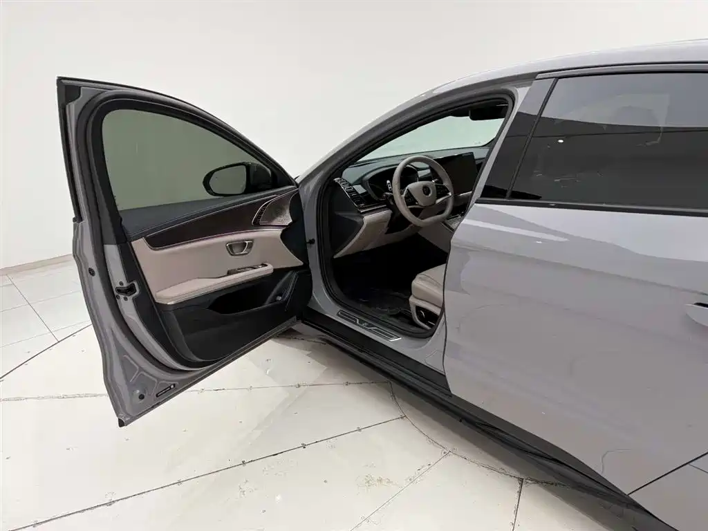 BYD (BYD Auto) Han EV 701KM LiDAR Smart Drive 2025 2024 - thumbnail 13