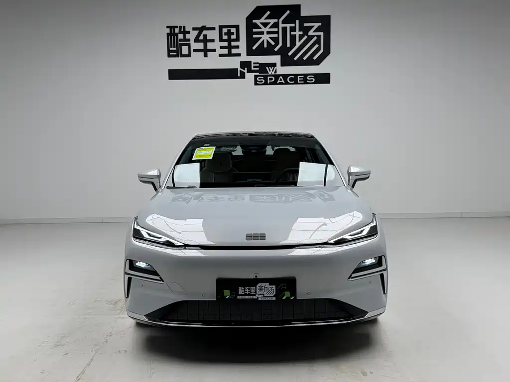 Geely Galaxy Geely Galaxy Starlight 8 2025 130km EM-i Premium Edition 2026 - thumbnail 2