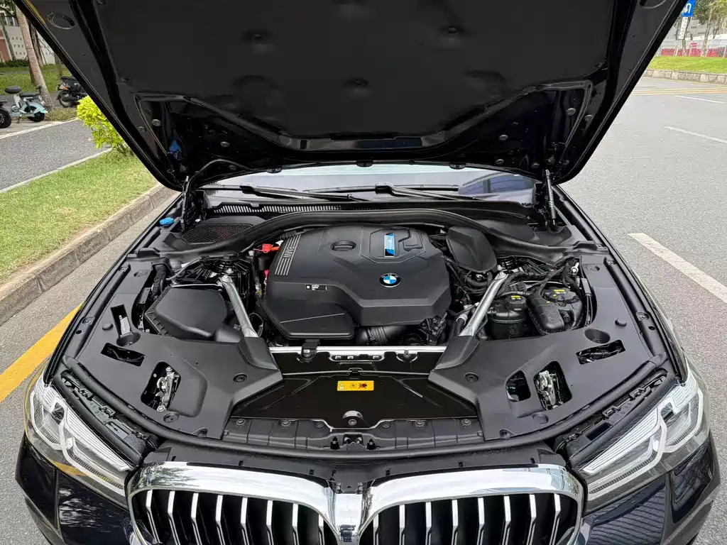 BMW BMW 5 Series New Energy 2022 Model Facelift 535Le M Sport Package 2023 - thumbnail 14
