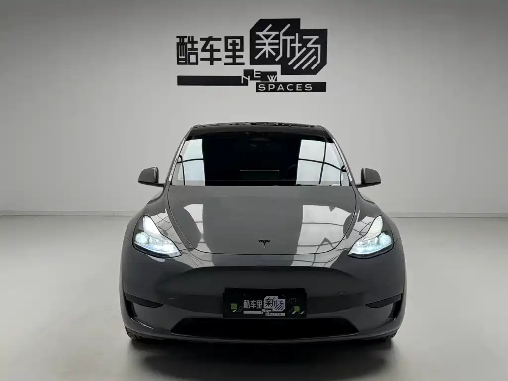 Tesla Model Y 2022 Rear-Wheel Drive Version 2023 - thumbnail 2
