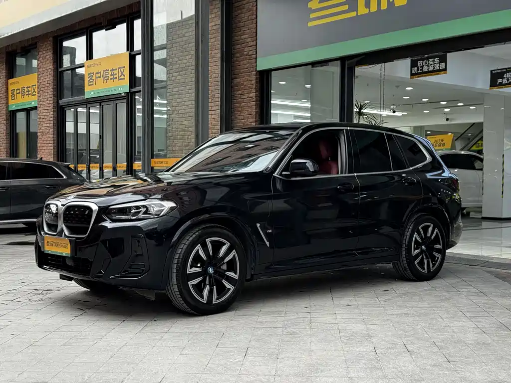 BMW BMW iX3 2024 Leading Edition 2024 - thumbnail 3
