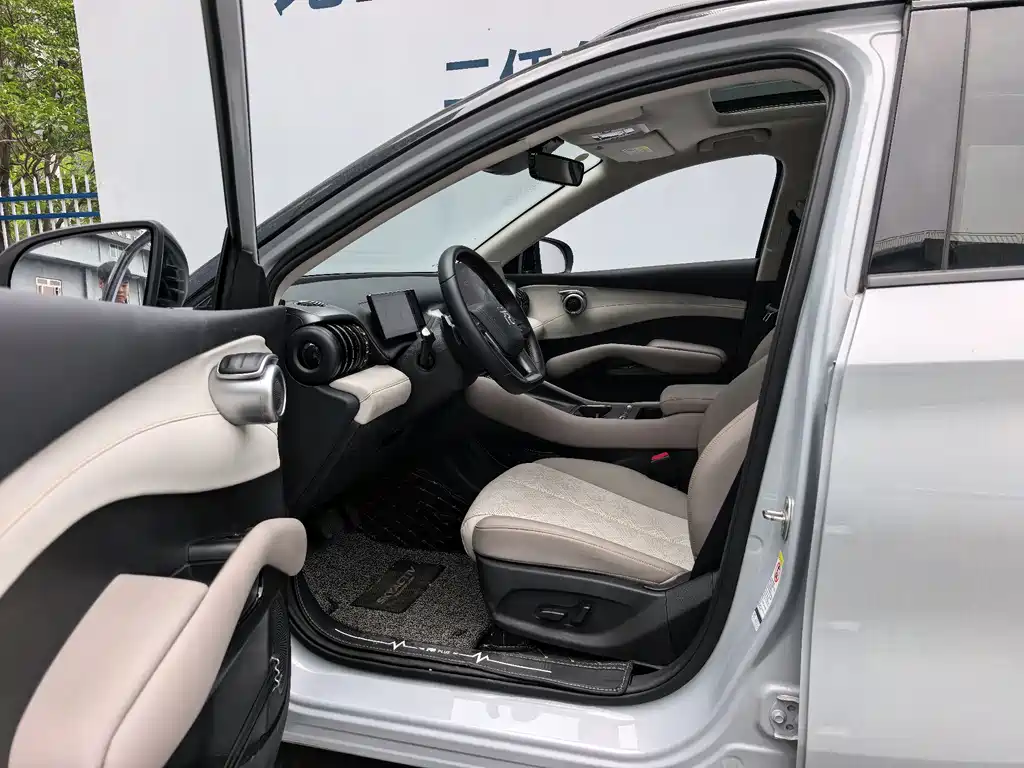 BYD (BYD Auto) Yuan PLUS 2025 Intelligent Drive 430KM Beyond Edition 2025 - thumbnail 6