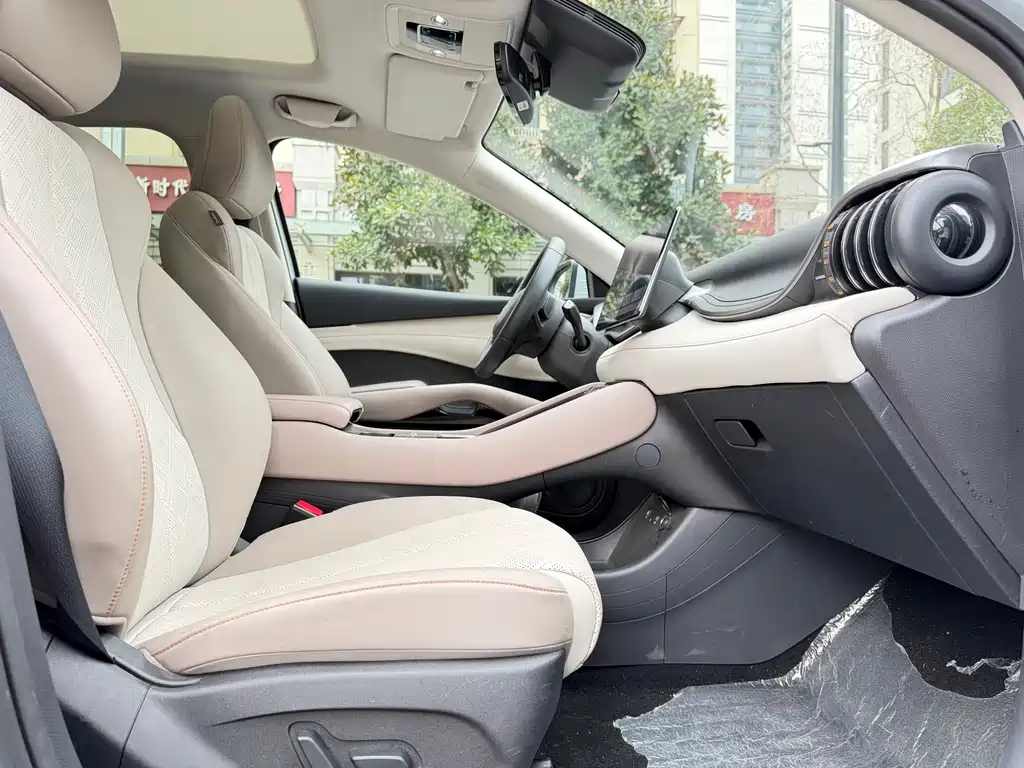 BYD (Build Your Dreams) Yuan PLUS 2025 Intelligent Drive 510KM Advanced Model 2025 - thumbnail 7