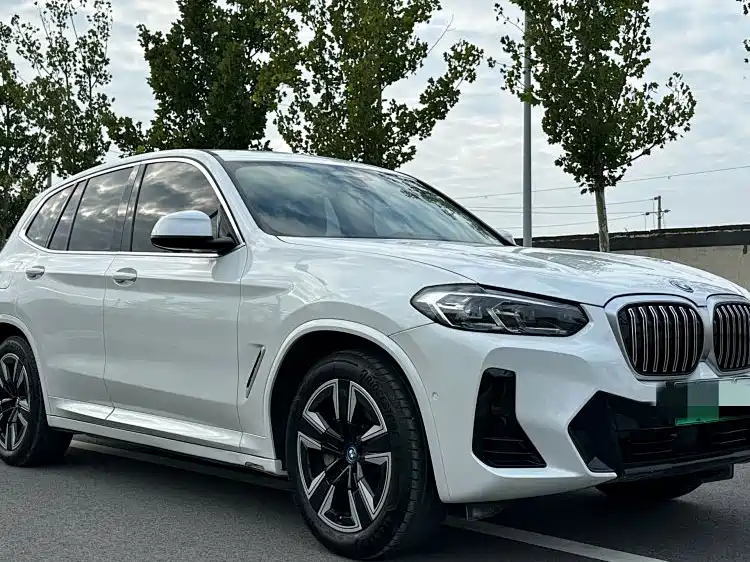 BMW BMW iX3 2024 Leading Edition 2024 - thumbnail 2