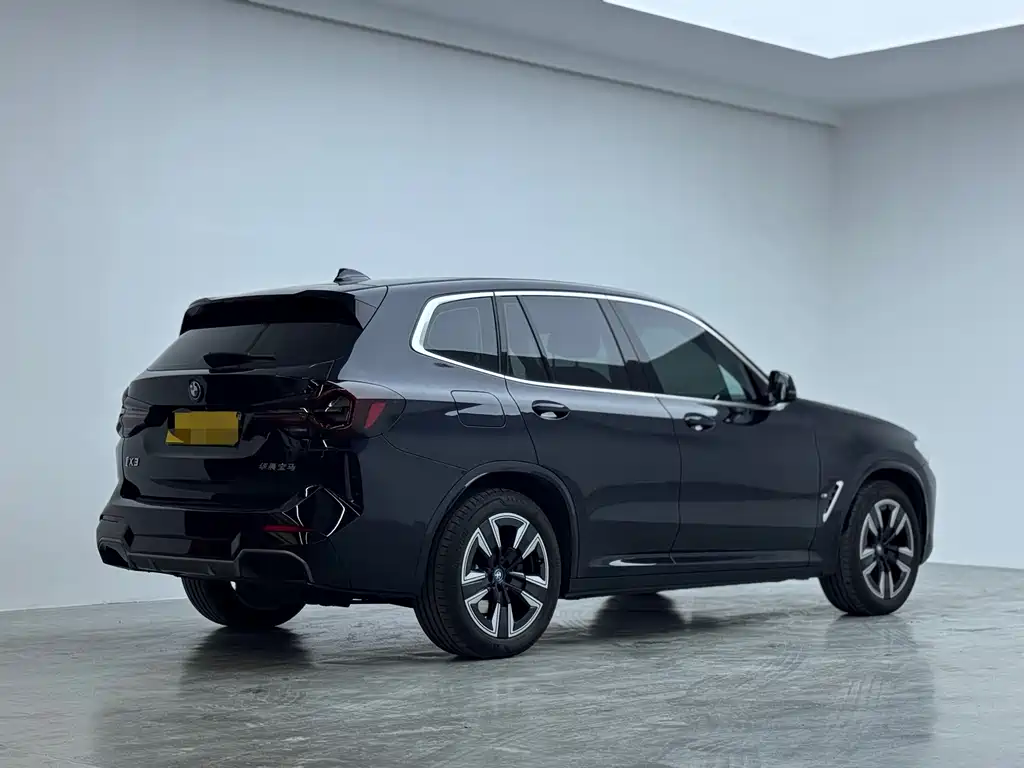 BMW BMW iX3 2024 Leading Edition 2024 - thumbnail 6