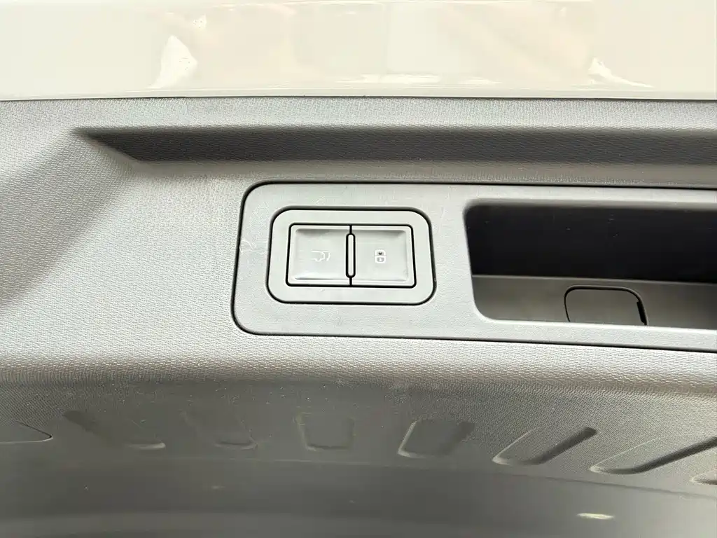 BYD (Build Your Dreams) Yuan PLUS 2025 Intelligent Drive 510KM Advanced Model 2025 - thumbnail 10