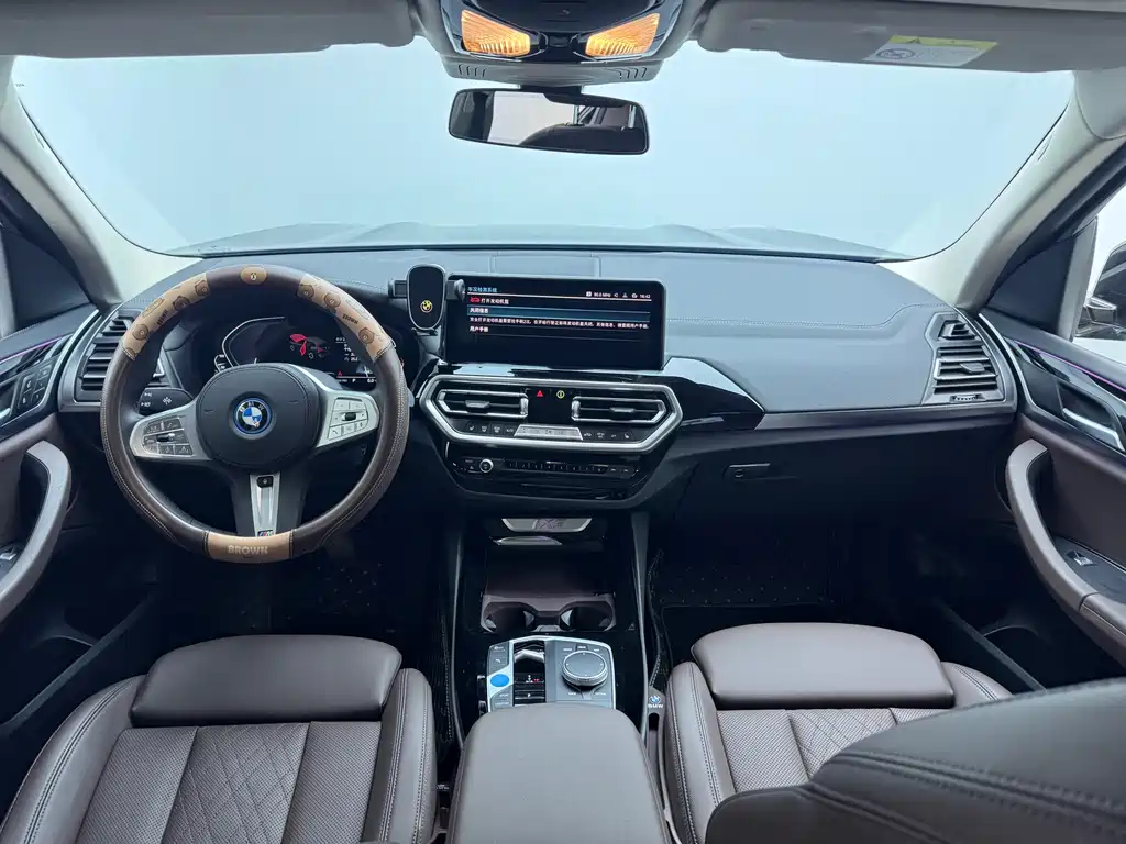 BMW BMW iX3 2024 Leading Edition 2024 - thumbnail 11