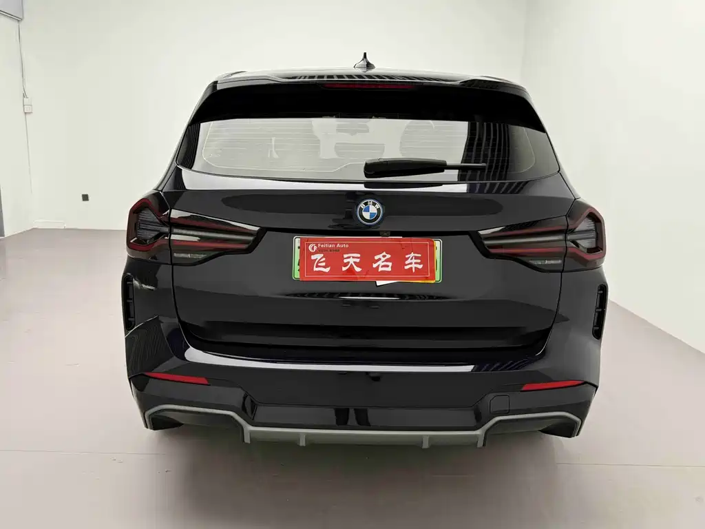 BMW BMW iX3 2024 Leading Edition 2024 - thumbnail 4