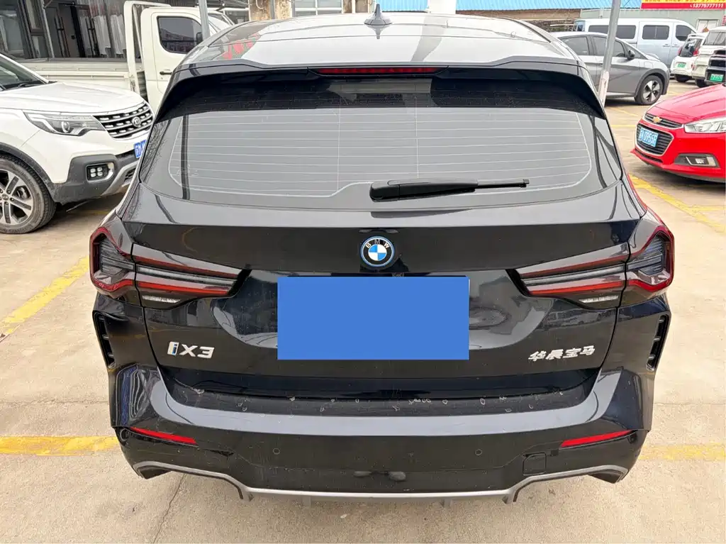 BMW BMW iX3 2024 Leading Edition 2025 - thumbnail 7