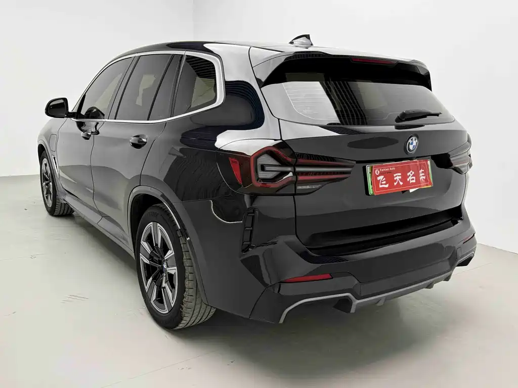 BMW BMW iX3 2024 Leading Edition 2024 - thumbnail 5