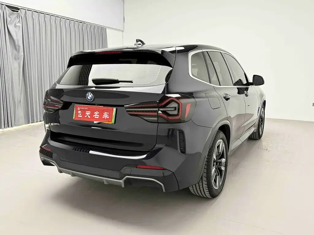 BMW BMW iX3 2024 Leading Edition 2024 - thumbnail 6