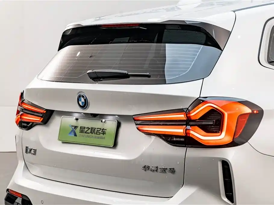 BMW BMW iX3 2024 Leading Edition 2025 - thumbnail 9