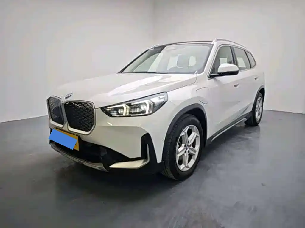 BMW BMW iX1 2025 eDrive25L X Design Package 2026
