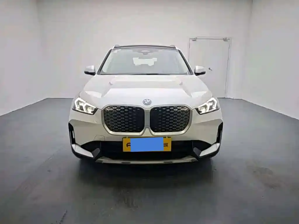 BMW BMW iX1 2025 eDrive25L X Design Package 2026 - thumbnail 2