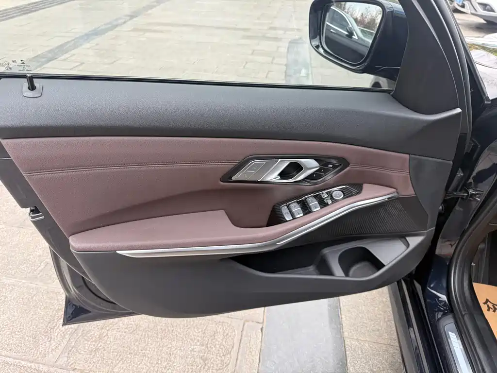 BMW BMW 3 Series 2021 325i M Sport Package 2021 - thumbnail 16
