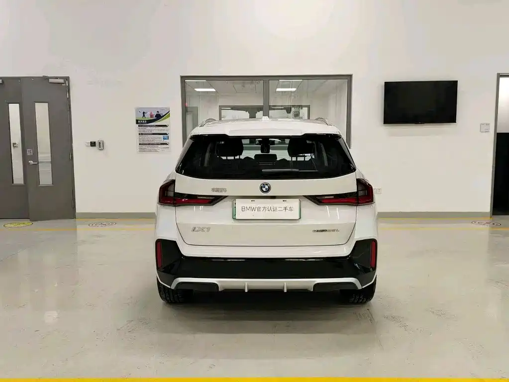 BMW BMW iX1 2025 eDrive25L M Sport Package 2025 - thumbnail 3