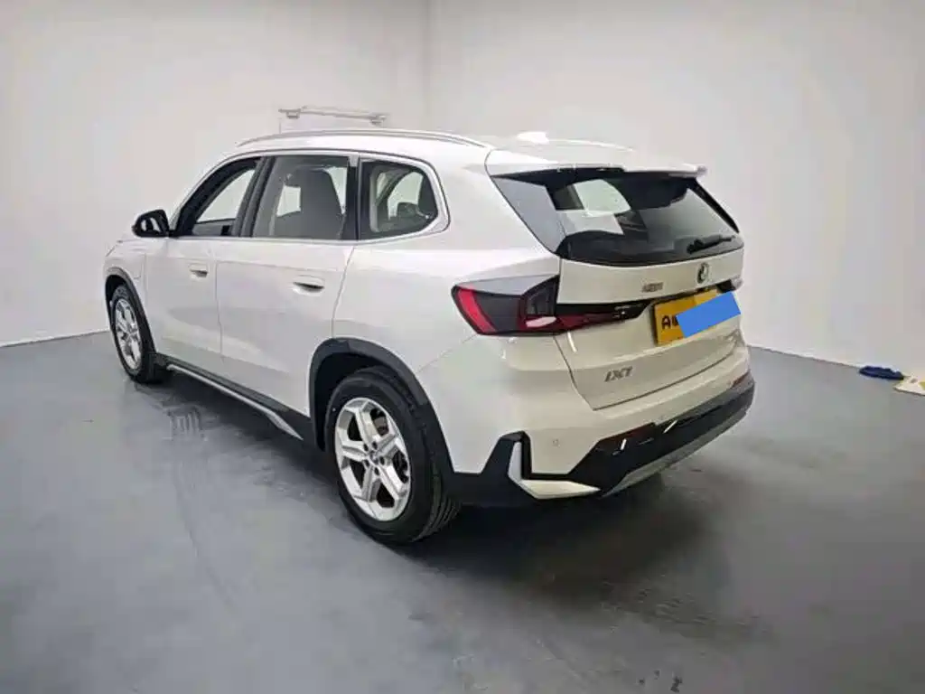 BMW BMW iX1 2025 eDrive25L X Design Package 2026 - thumbnail 4