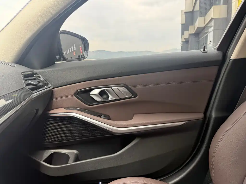 BMW BMW 3 Series 2021 325i M Sport Package 2021 - thumbnail 26