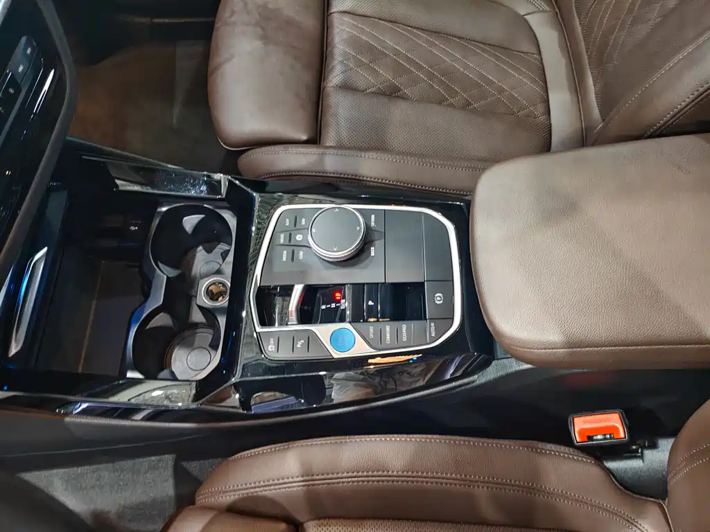BMW BMW iX3 2024 Leading Edition 2024 - thumbnail 11
