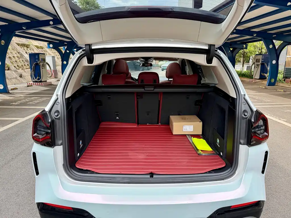 BMW BMW iX3 2024 Leading Edition 2025 - thumbnail 14