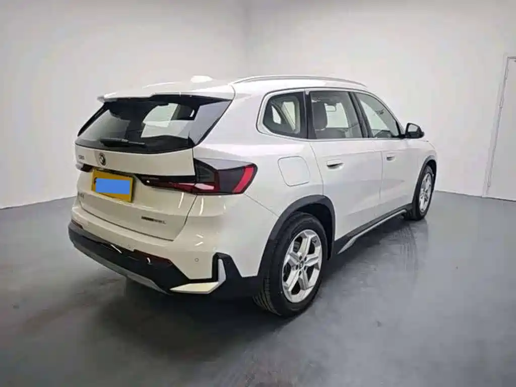 BMW BMW iX1 2025 eDrive25L X Design Package 2026 - thumbnail 6