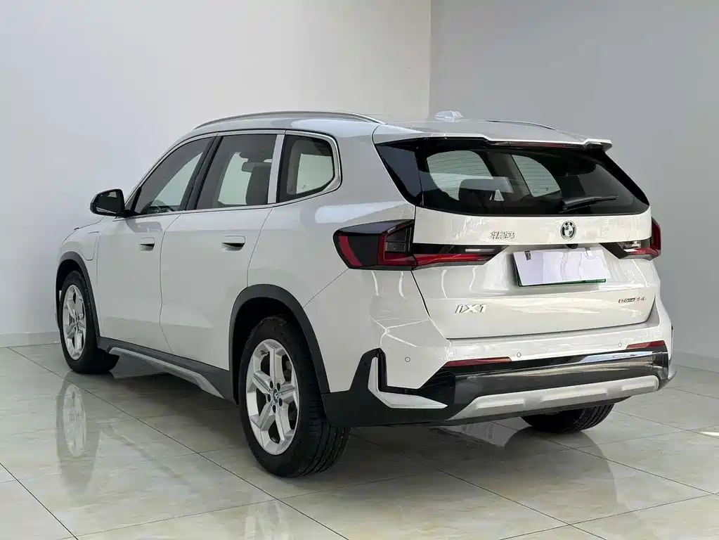 BMW BMW iX1 2025 eDrive25L X Design Package 2025 - thumbnail 7